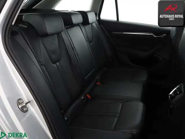 Skoda Octavia view 13
