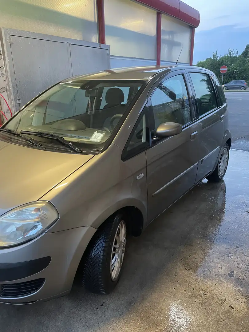 Lancia MUSA 1.4 95 cv - 2