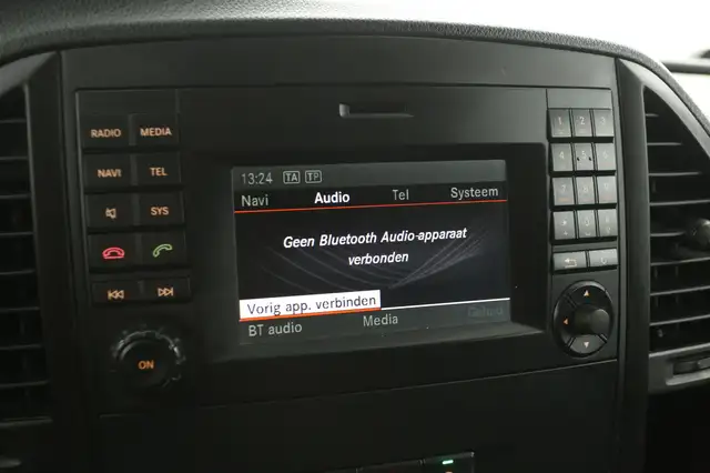 Mercedes-Benz Vito view 13