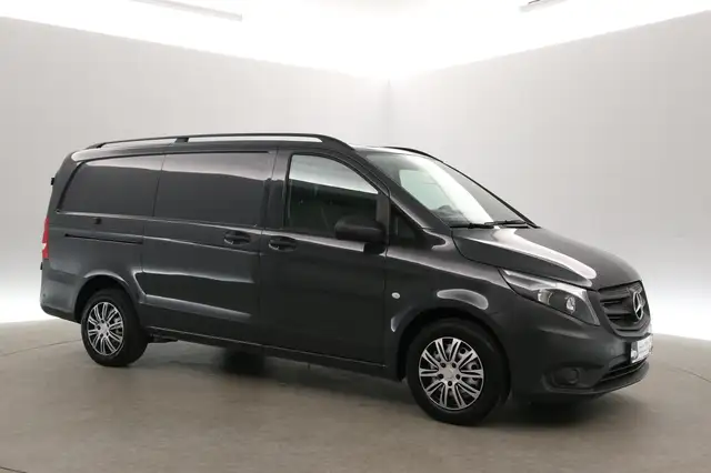 Mercedes-Benz Vito view 6