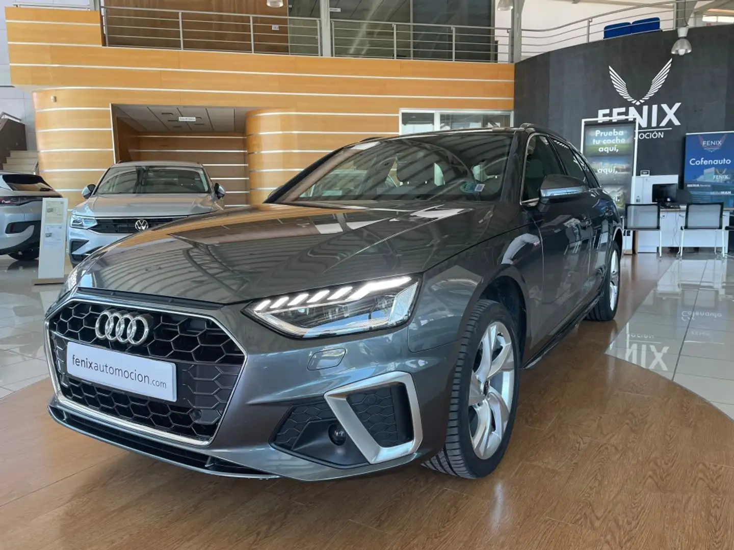 Audi A4 Avant 35 TDI S line S tronic 120kW Gris - 1