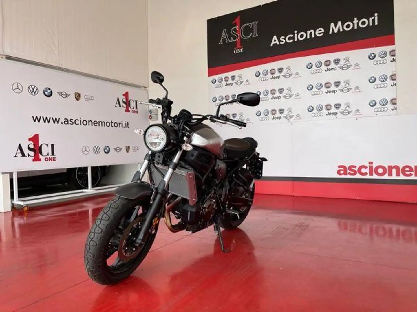Yamaha XSR 700 Abs Bianco - 2