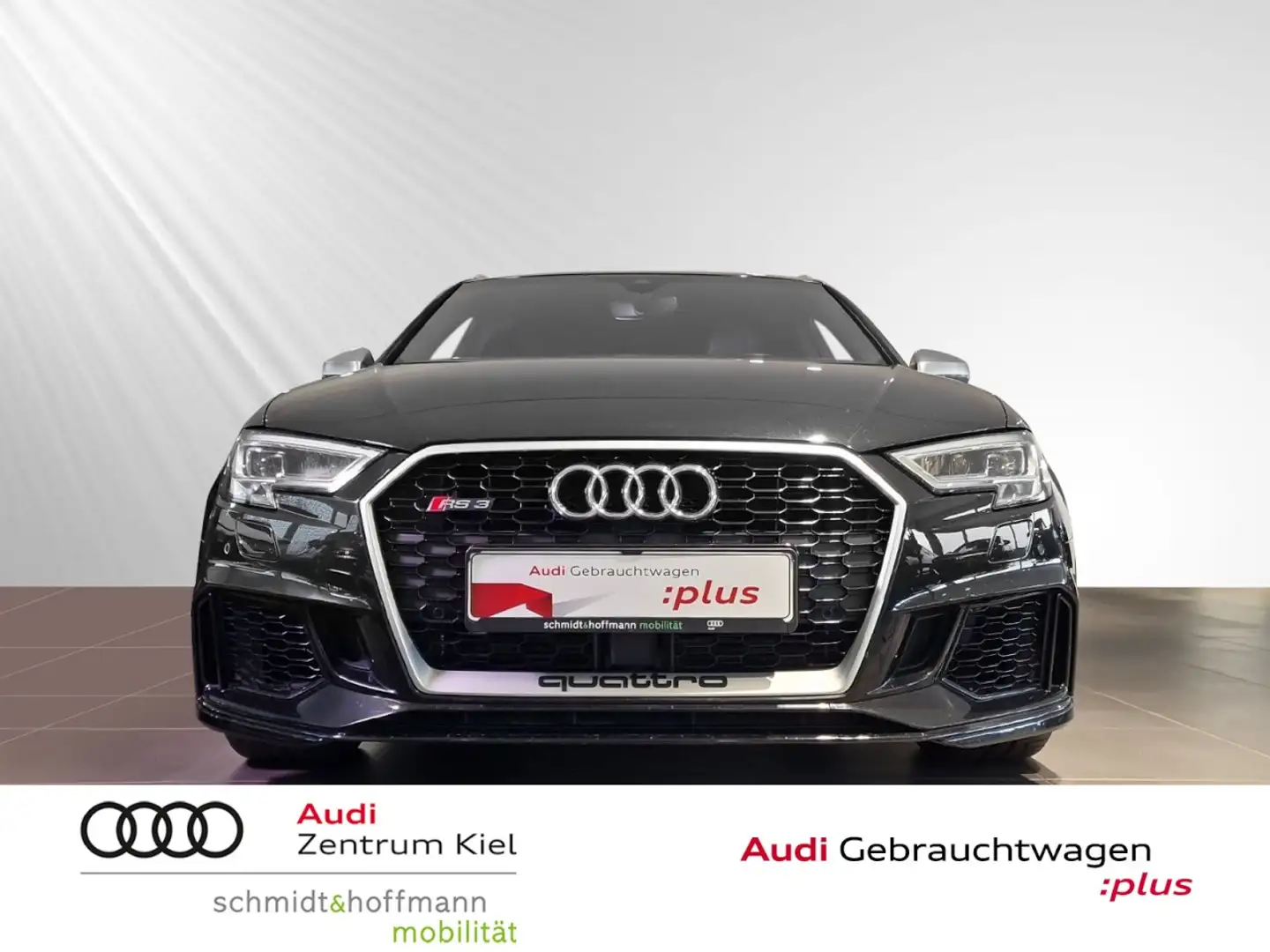 Audi RS3 Sportback 2.5 TFSI quattro S-tronic Navi PDC Schwarz - 2