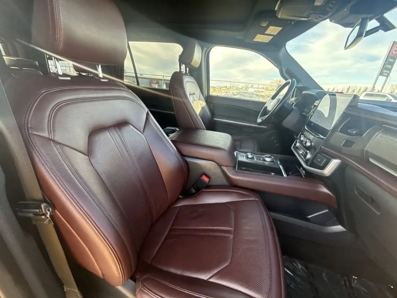 Ford Expedition снимка Ford Expedition