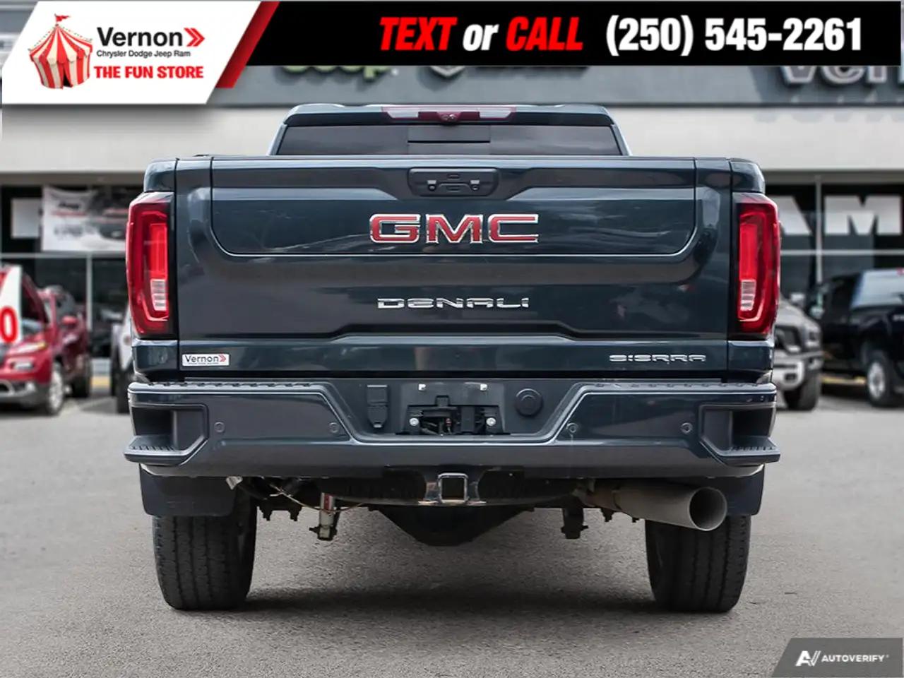 GMC Sierra 3500HD снимка GMC Sierra 3500HD