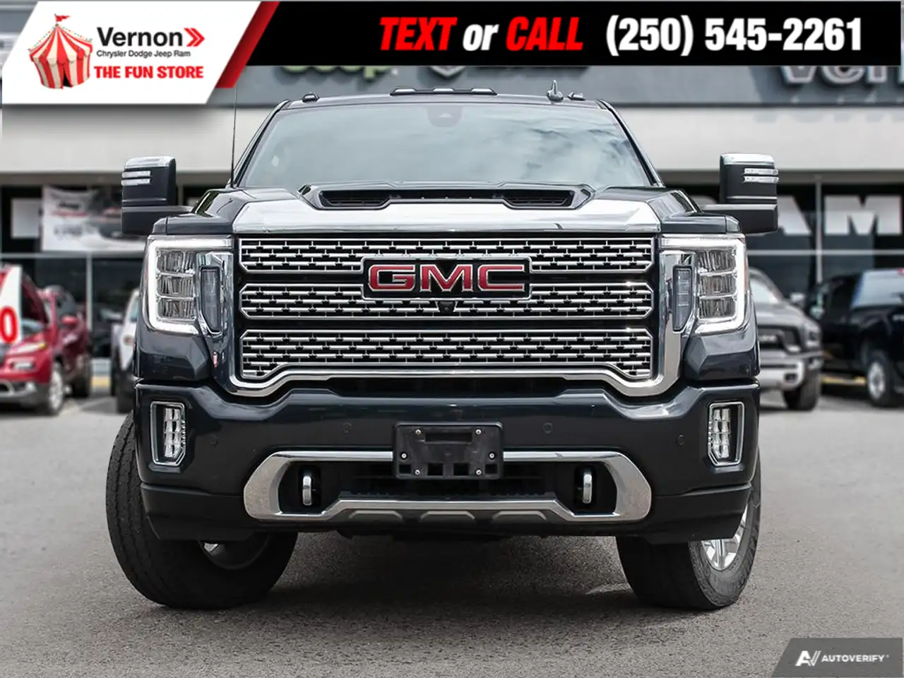 GMC Sierra 3500HD снимка GMC Sierra 3500HD