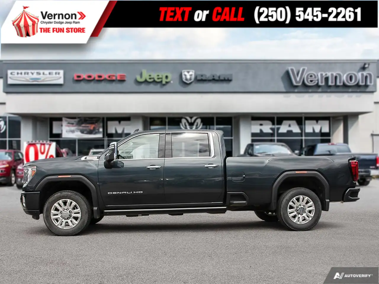 GMC Sierra 3500HD снимка GMC Sierra 3500HD