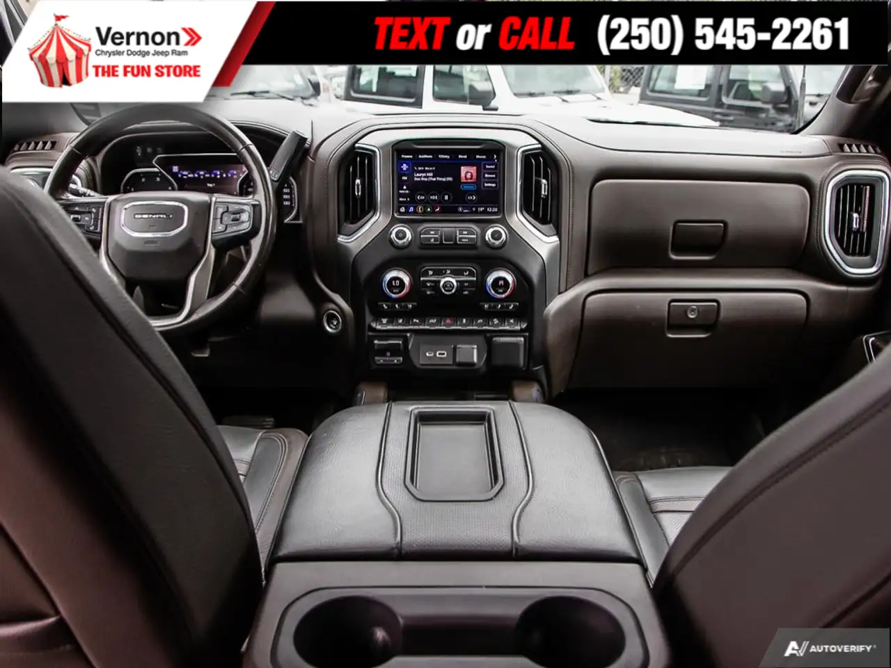 GMC Sierra 3500HD снимка GMC Sierra 3500HD