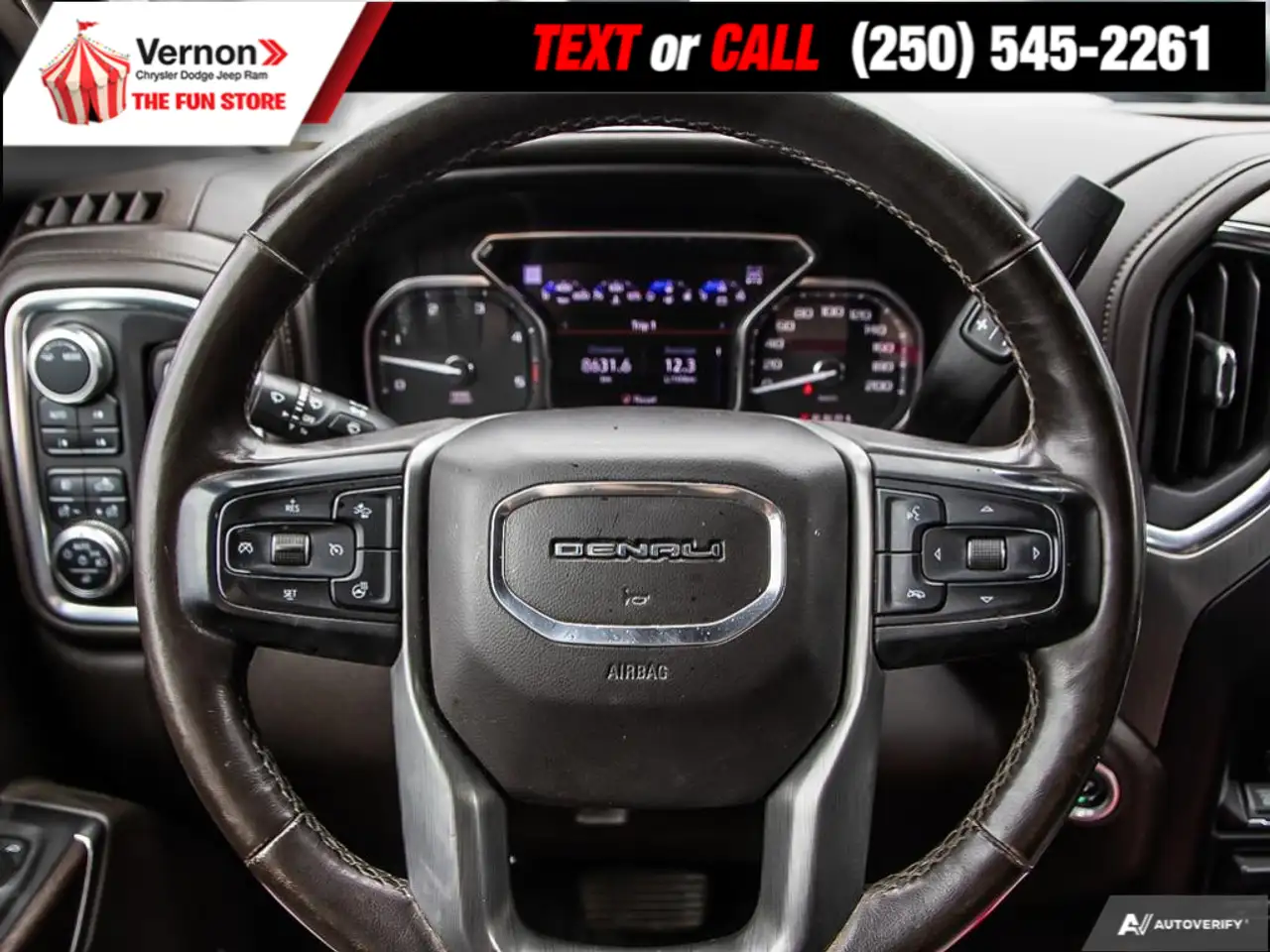 GMC Sierra 3500HD снимка GMC Sierra 3500HD