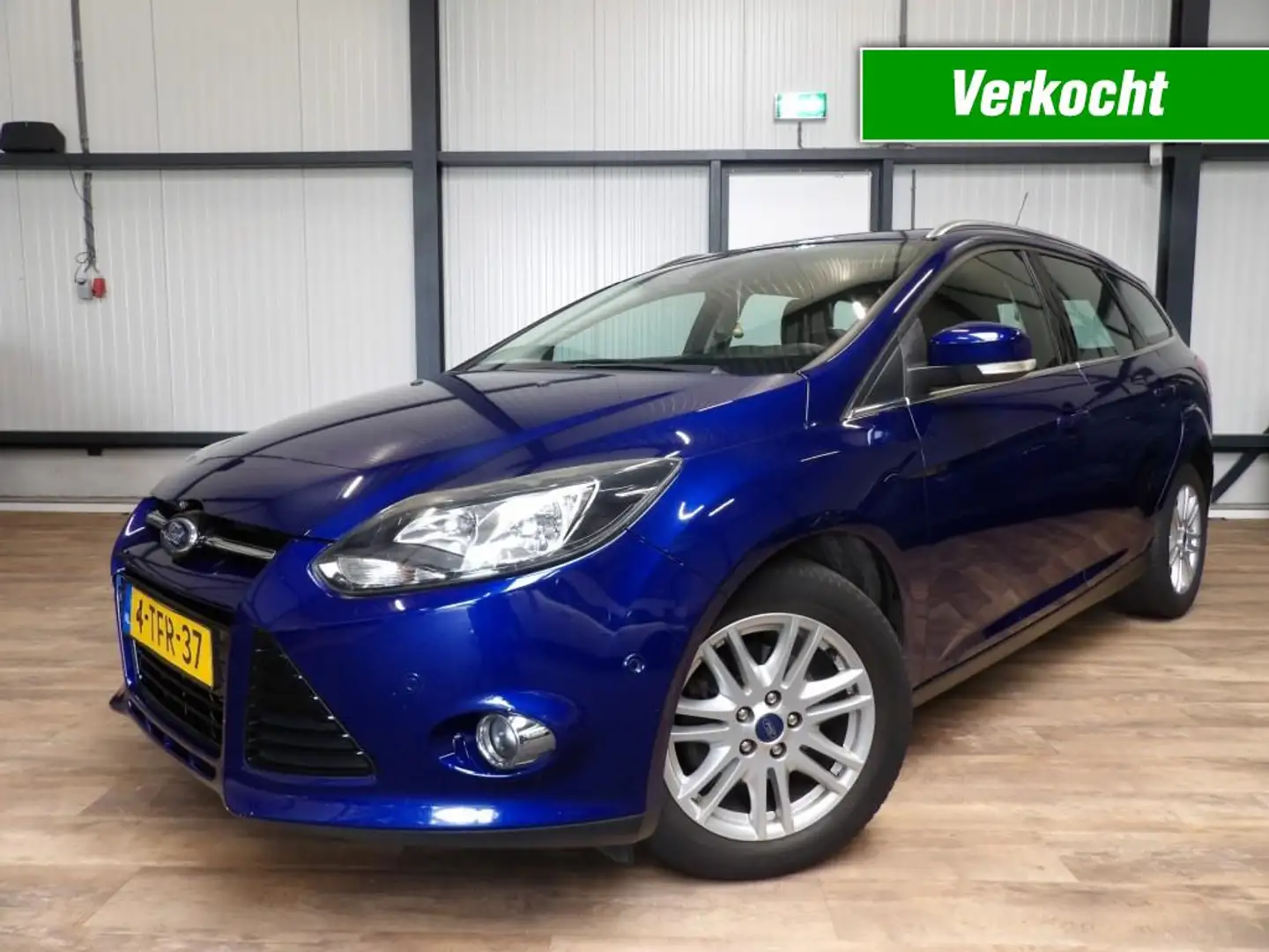 Ford Focus 1.0 wagon - ecc - navigatie - 6 bak - nette staat! Blau - 1
