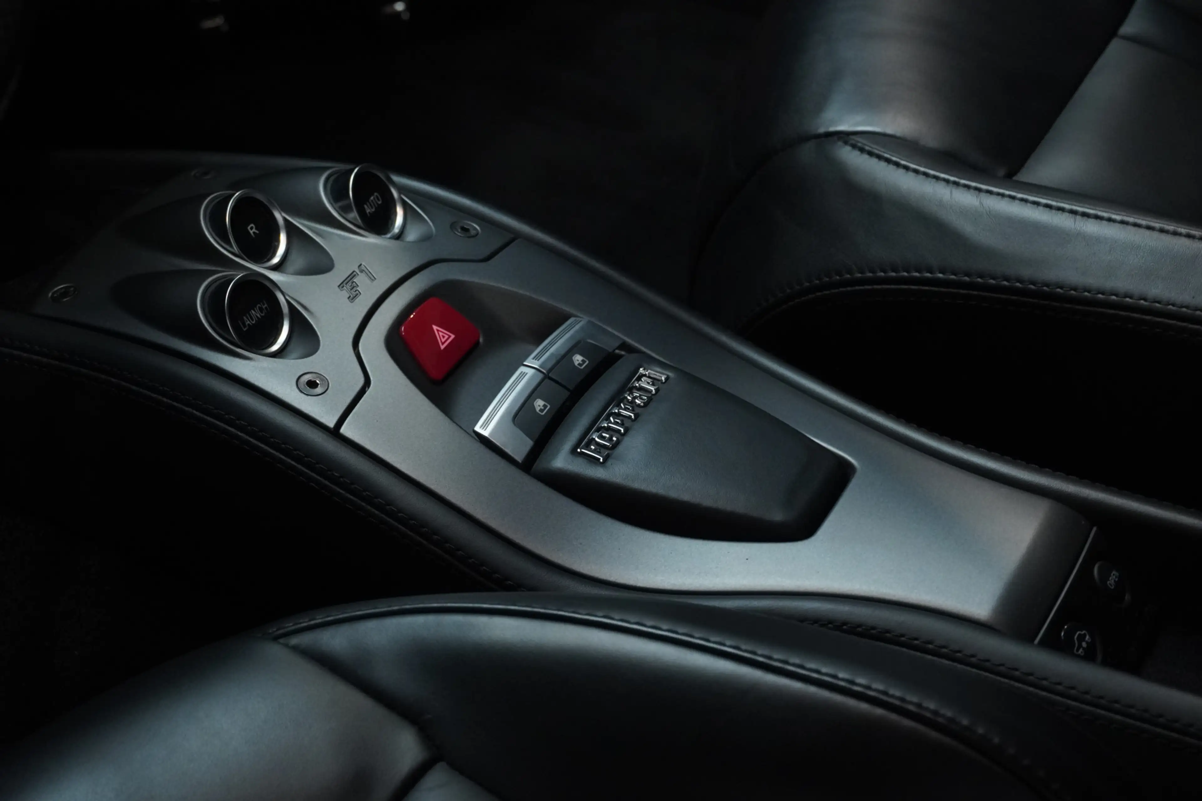 Ferrari 458 4.5 V8 Italia / Lift / Carbon interior / JBL / Top — photo 21