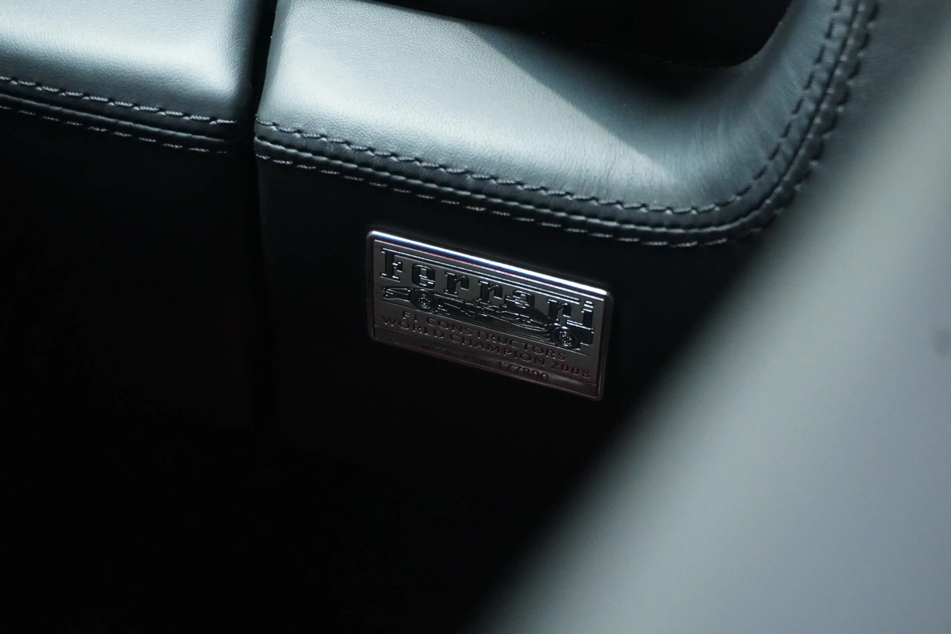 Ferrari 458 4.5 V8 Italia / Lift / Carbon interior / JBL / Top — photo 27
