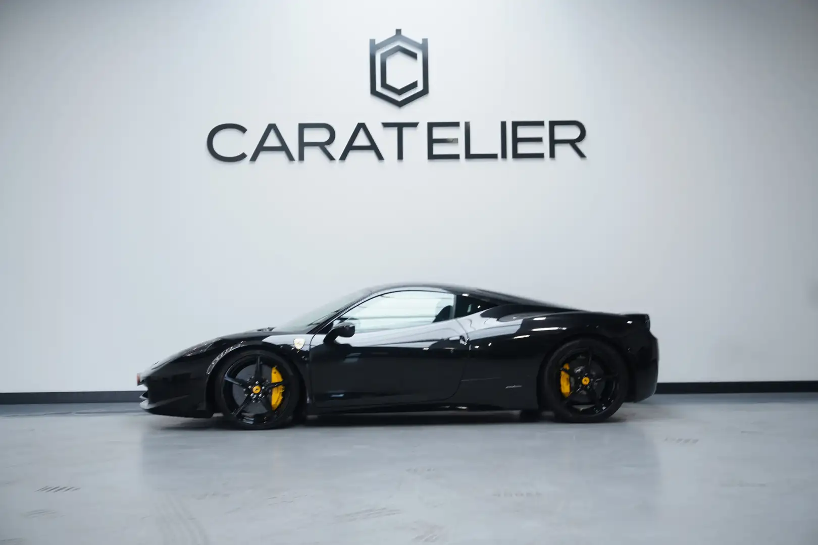 Ferrari 458 4.5 V8 Italia / Lift / Carbon interior / JBL / Top Schwarz - 2