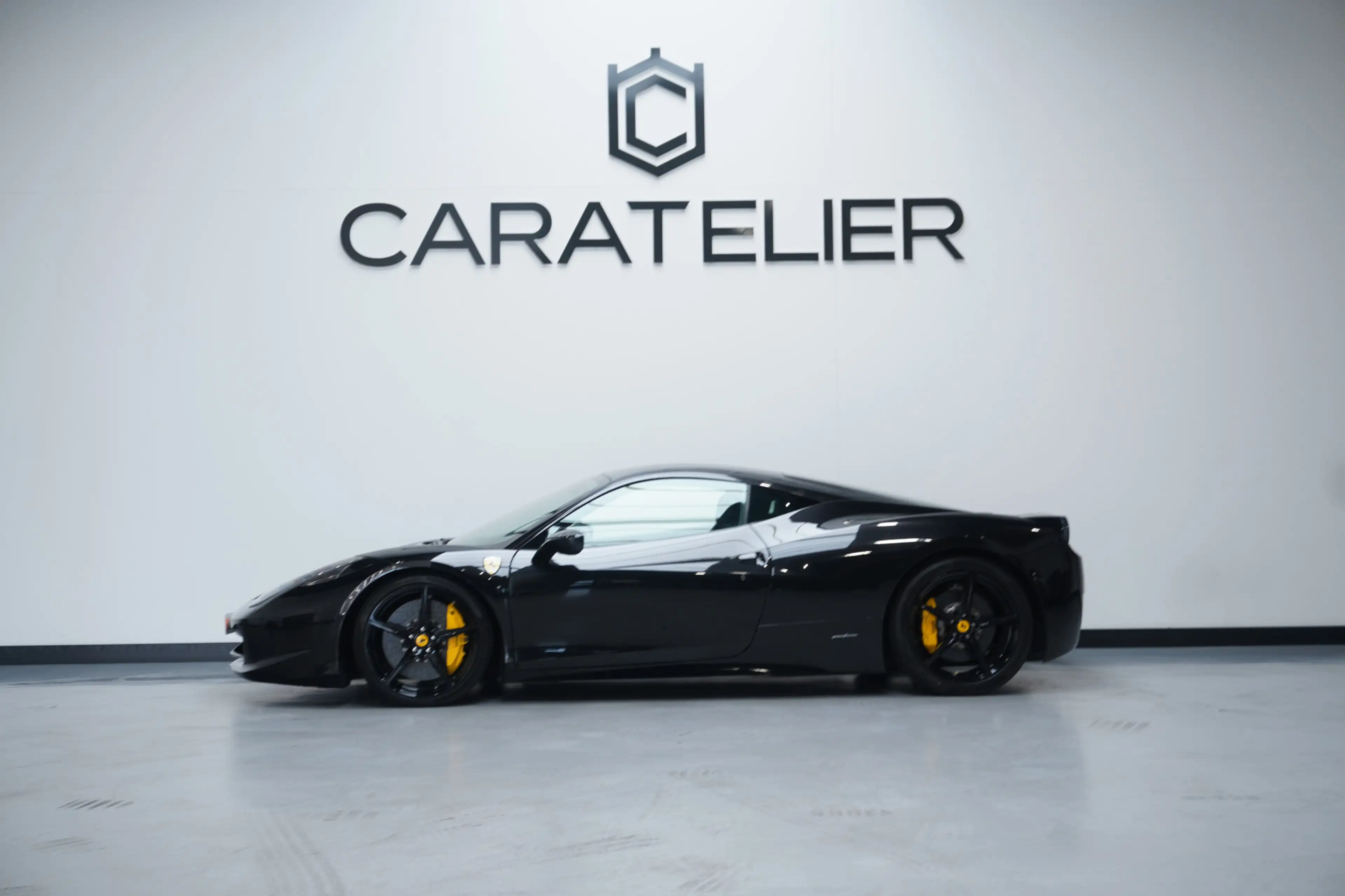Ferrari 458 4.5 V8 Italia / Lift / Carbon interior / JBL / Top — photo 2