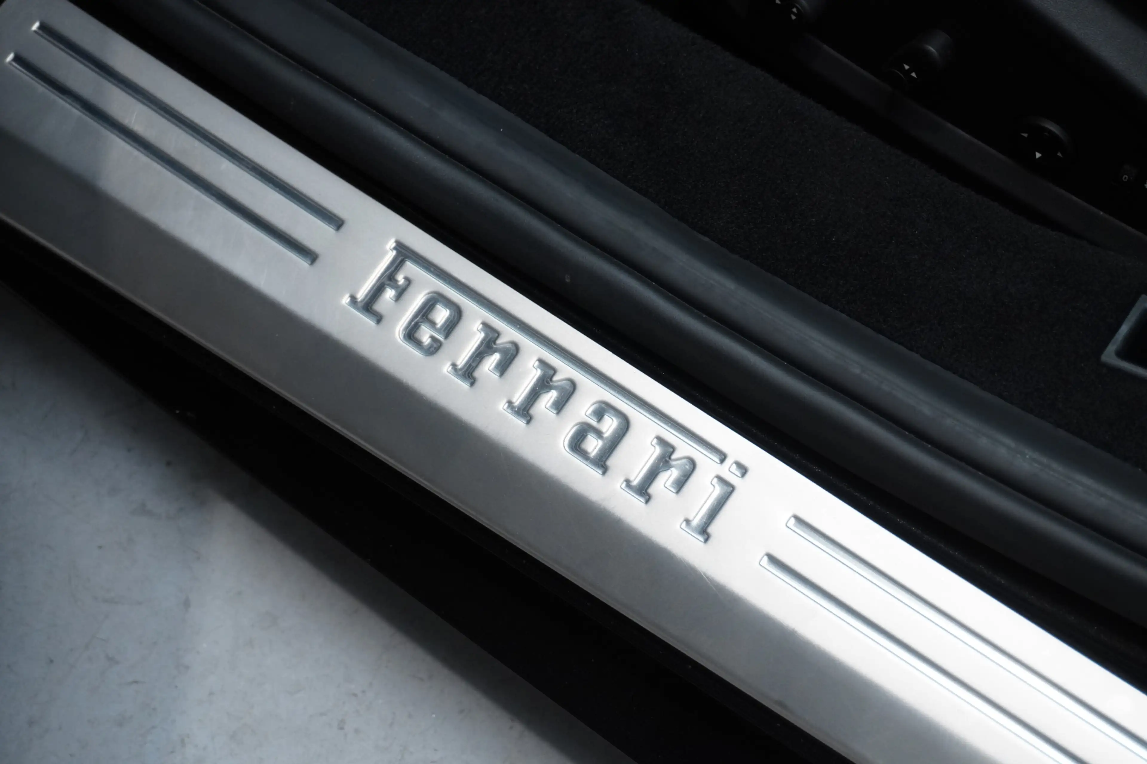 Ferrari 458 4.5 V8 Italia / Lift / Carbon interior / JBL / Top — photo 24