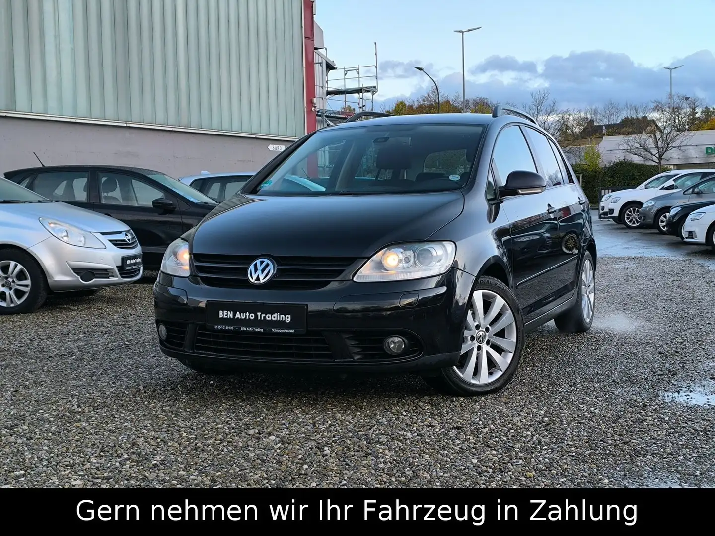 Volkswagen Golf Plus V United Navi°Xenon°AHK°PDC°Sthz°Tempo Černá - 1