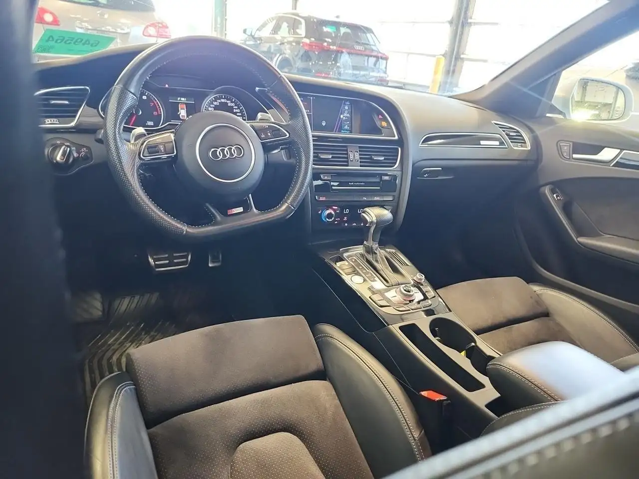 Audi A4 photo Audi A4