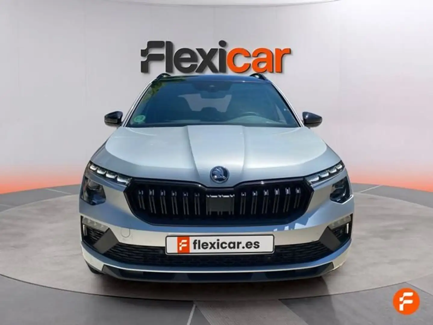 Skoda Kamiq 1.0 TSI Monte Carlo DSG7 85kW Gris - 2