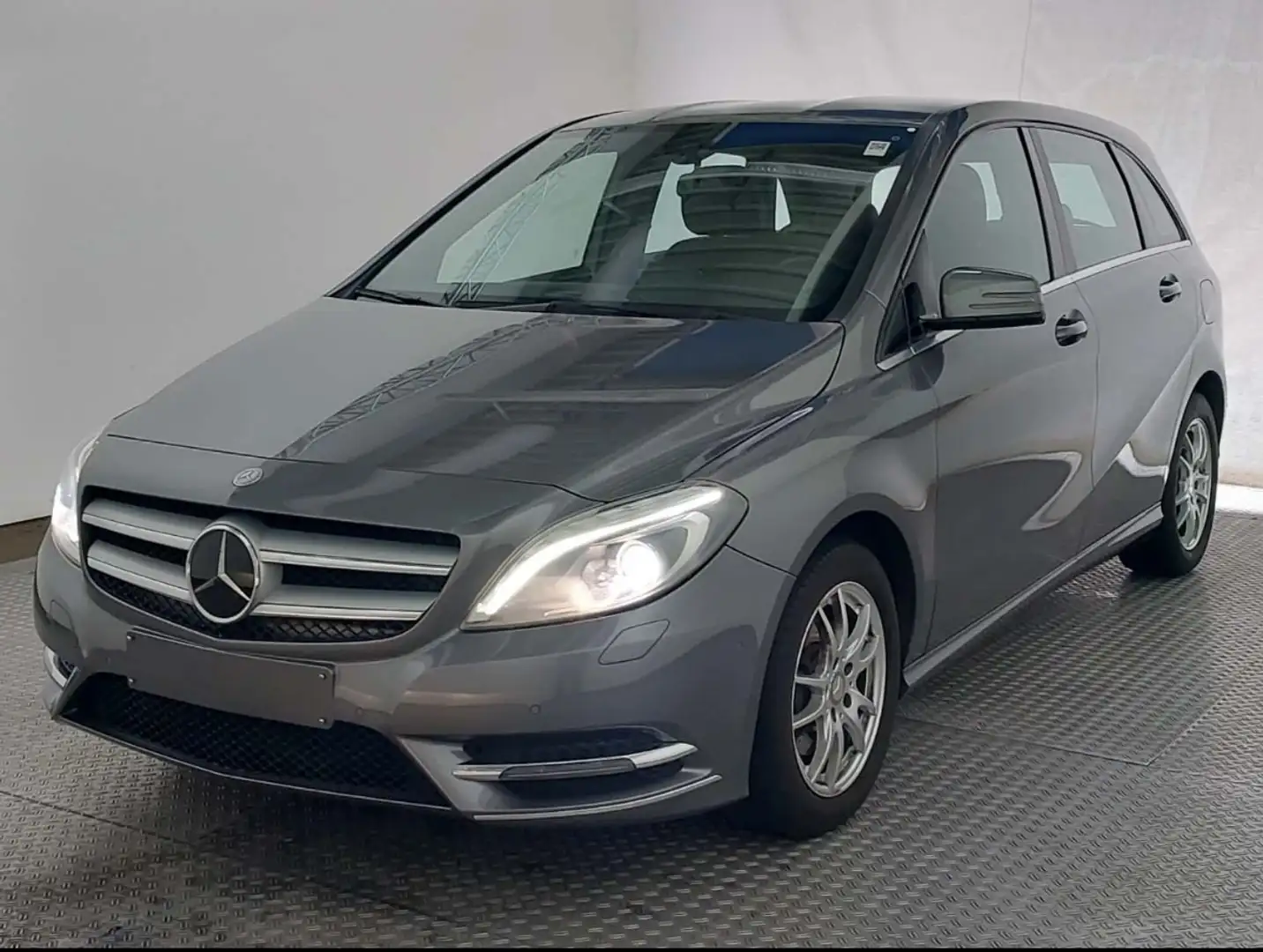 Mercedes-Benz B 180 B 180 (246.242) Grau - 2