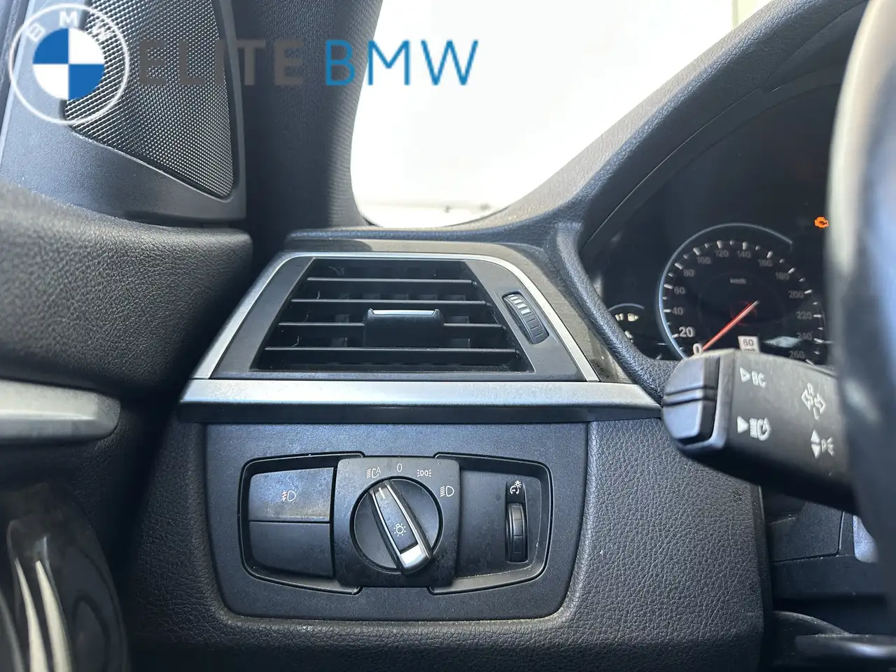 BMW 4 Series снимка BMW 4 Series