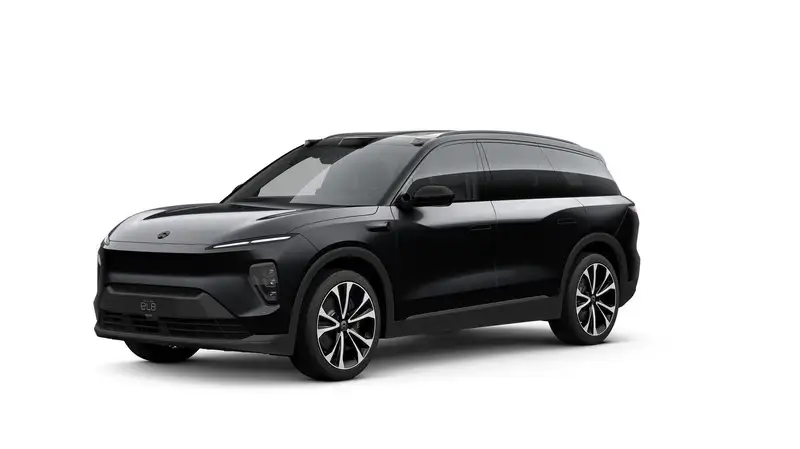 NIO El8