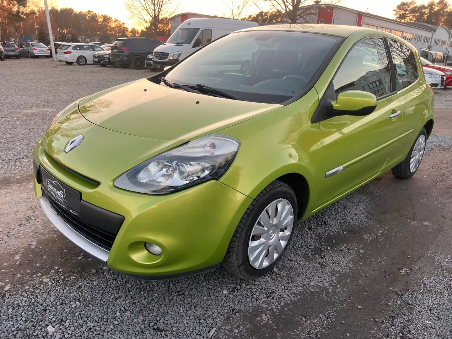 Renault Clio Automatik Navi PDC Klimaauto. Tüv Grün - 1