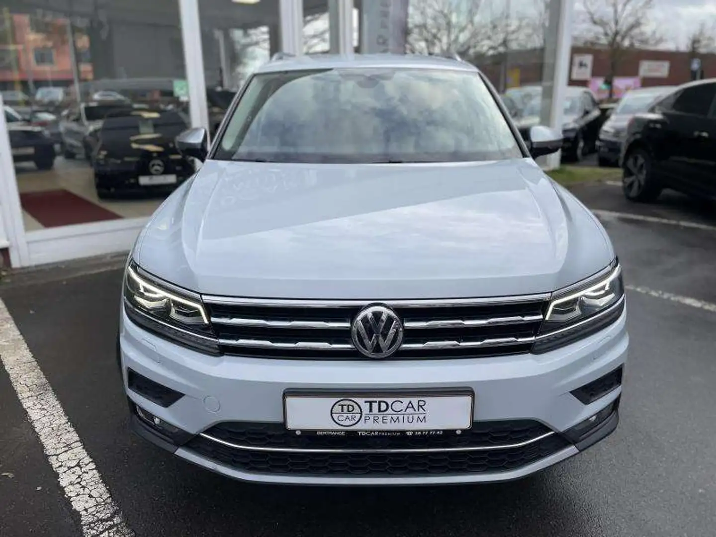 Volkswagen Tiguan Allspace 2l Tdi 150 DSG 4motion Highlin Blanco - 2