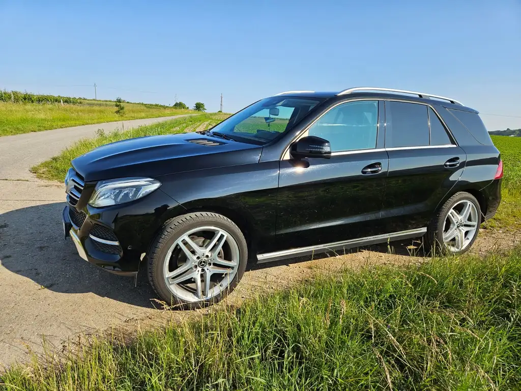 Mercedes-Benz GLE 250 2017 из Европы — купить под ключ