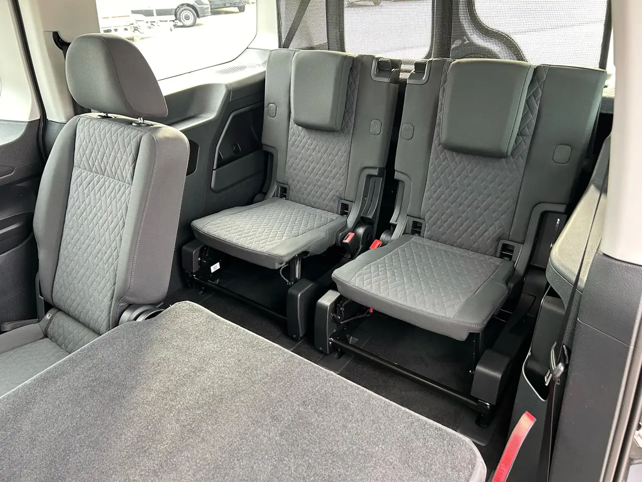 Volkswagen Caddy Life Maxi 2.0 TDI / AHK App-Connect 16