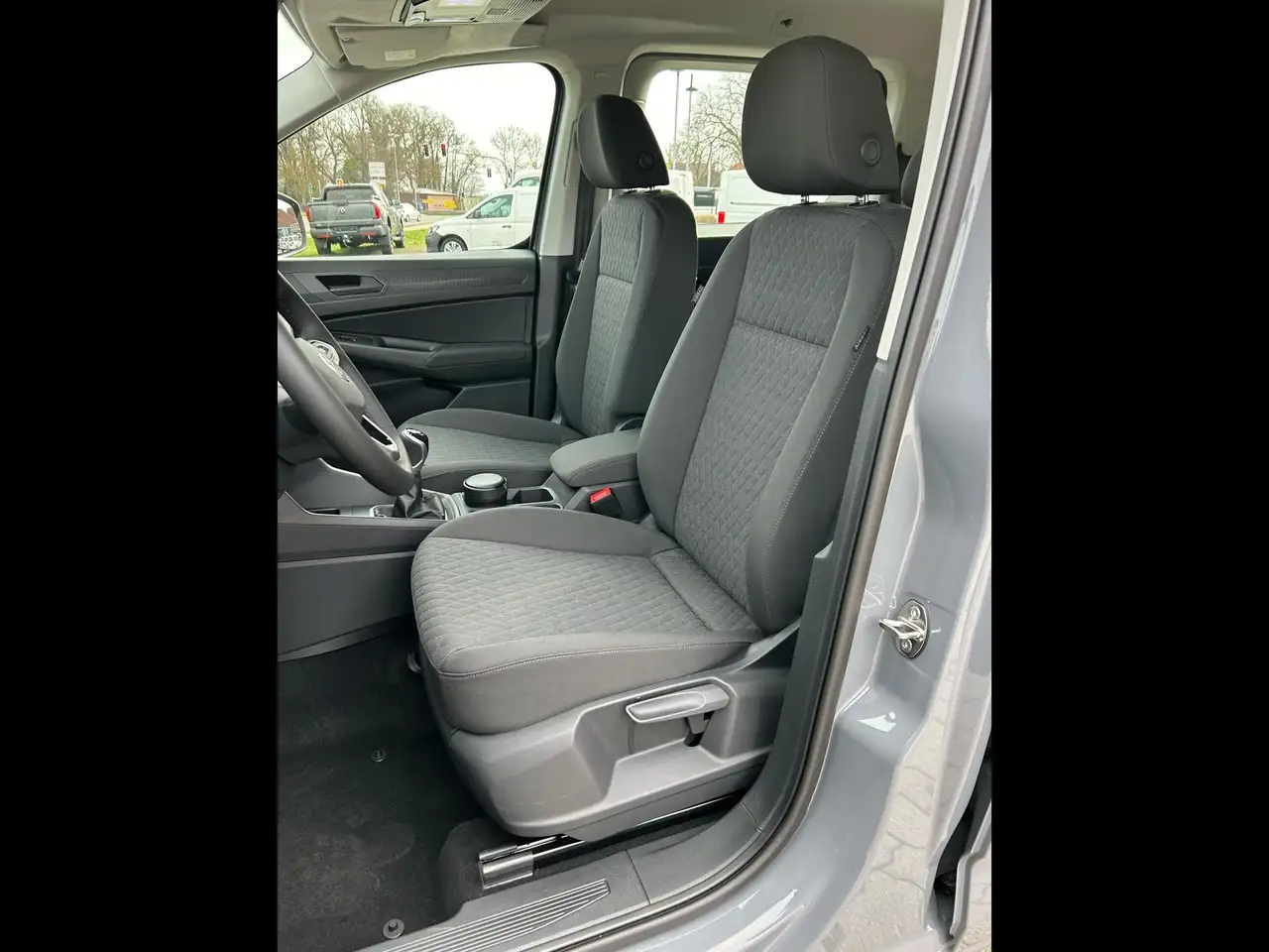 Volkswagen Caddy Life Maxi 2.0 TDI / AHK App-Connect 6