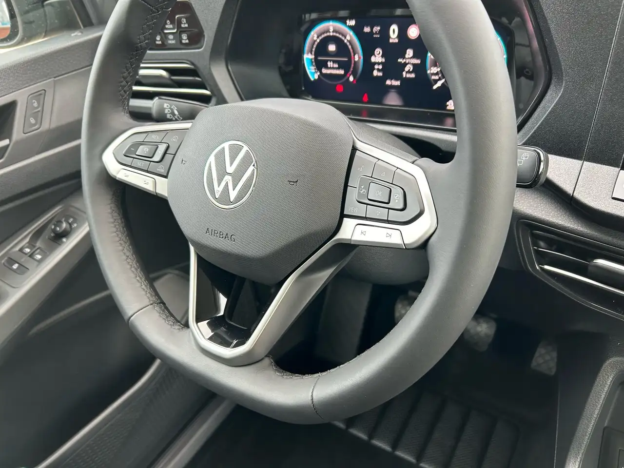 Volkswagen Caddy Life Maxi 2.0 TDI / AHK App-Connect 8