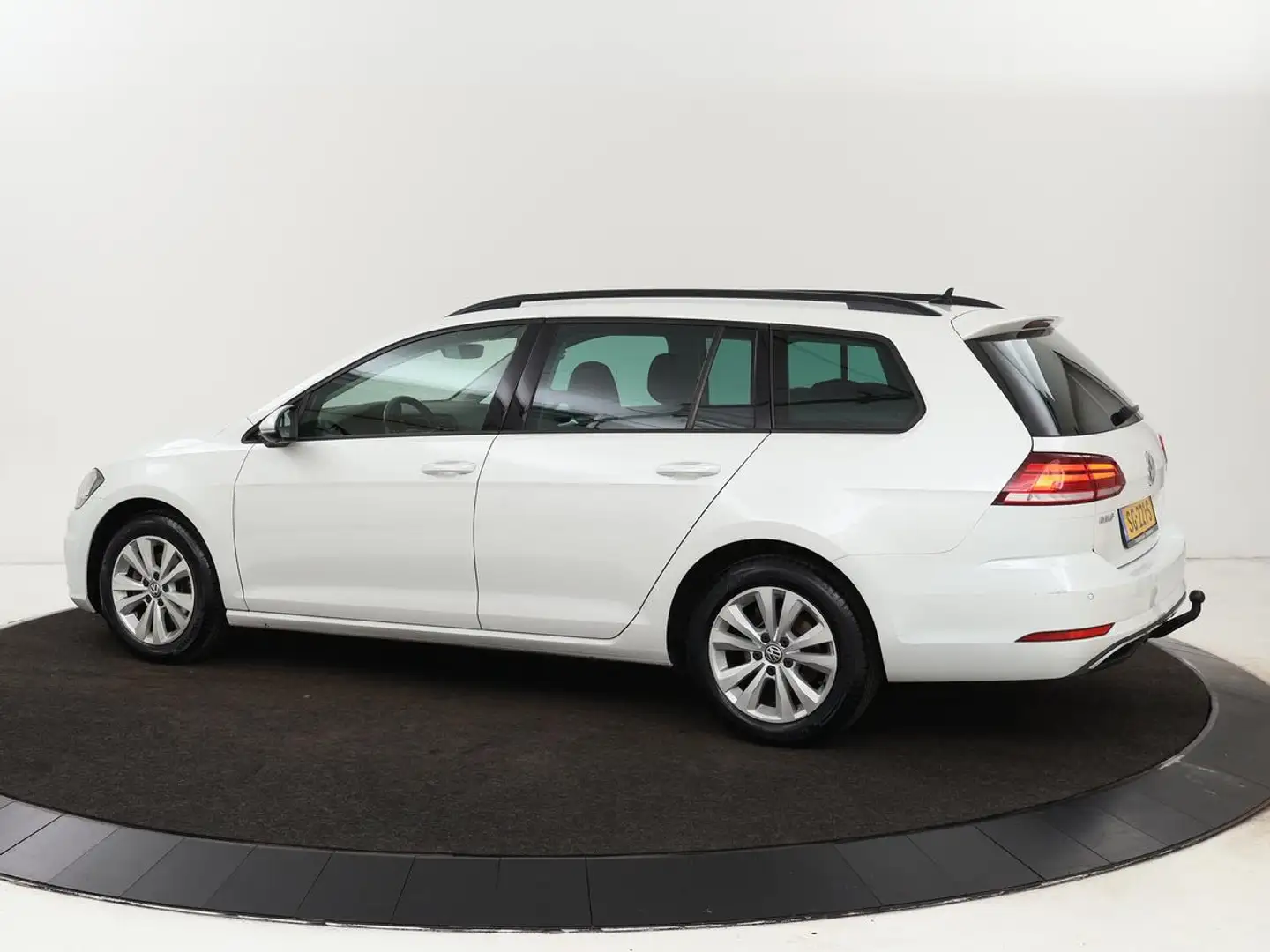 Volkswagen Golf Variant 1.0 TSI Comfortline | Trekhaak | Navigatie | Apple Weiß - 2