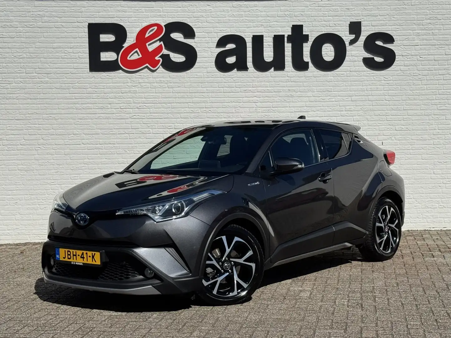 Toyota C-HR 1.8 Hybrid Dynamic Cruise control Climate control Grijs - 1