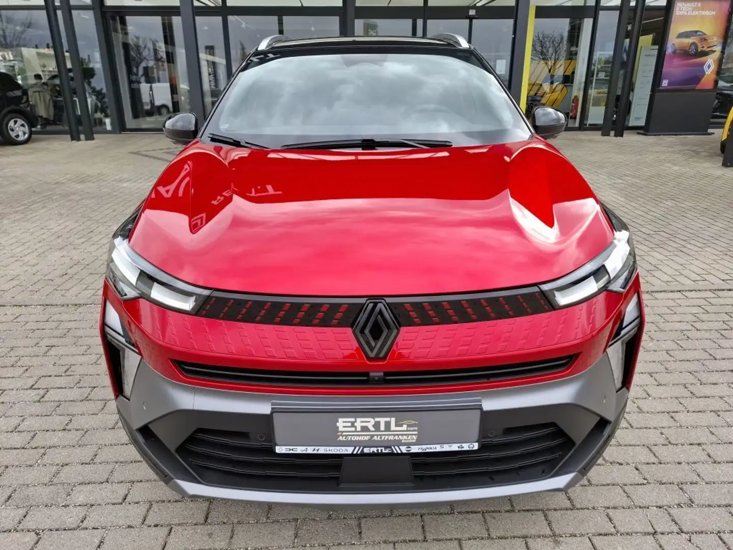 Renault Captur Esprit Alpine Mild Hybrid 160 EDC Rot - 2