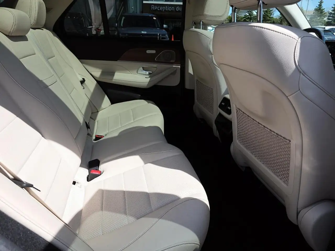 Mercedes-Benz GLE снимка Mercedes-Benz GLE