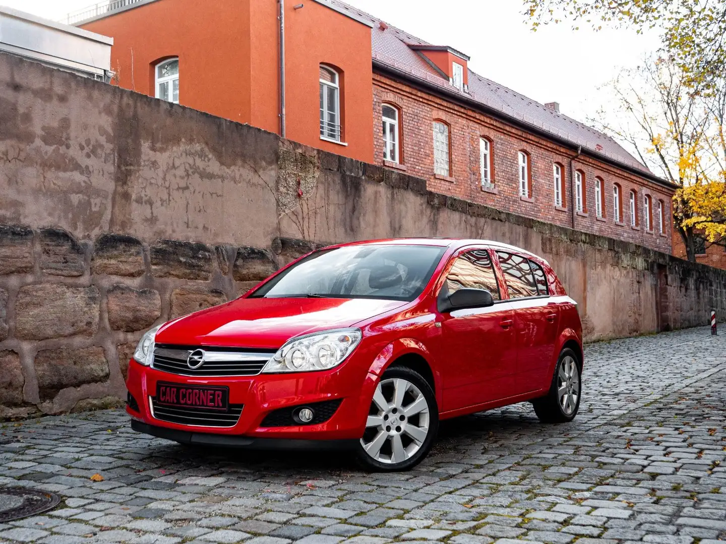 Opel Astra H Lim. Edition TÜV NEU erst 70000 Km !!! Rot - 1