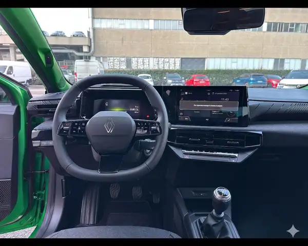Renault Clio view 13