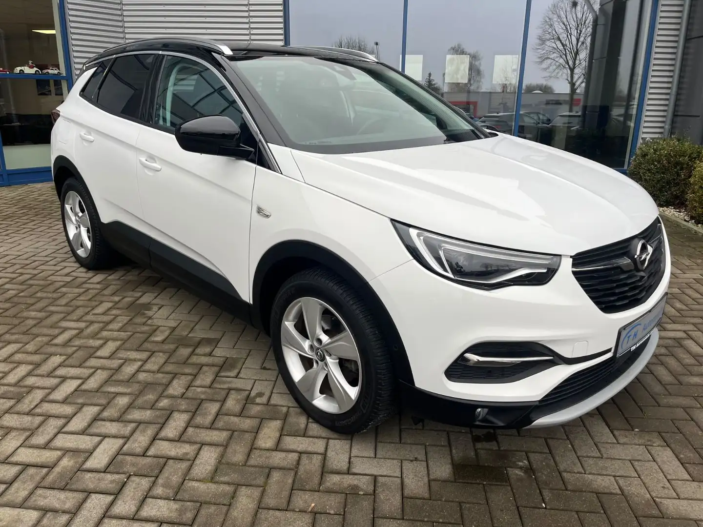 Opel Grandland X Automatik/LED/Leder/Kamera/4x SHZ Bianco - 1