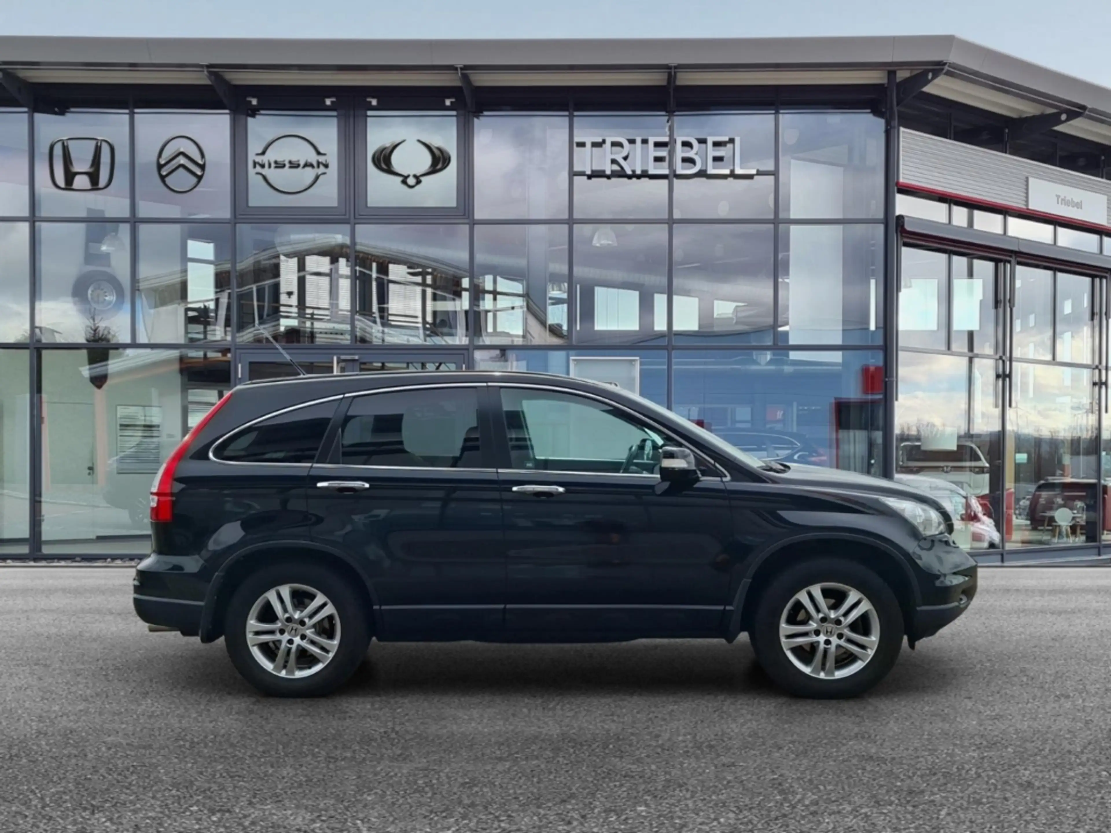 Honda CR-V 2.0 Comfort 4x4 °AHK°AAC°PDC°Tempomat° — photo 14