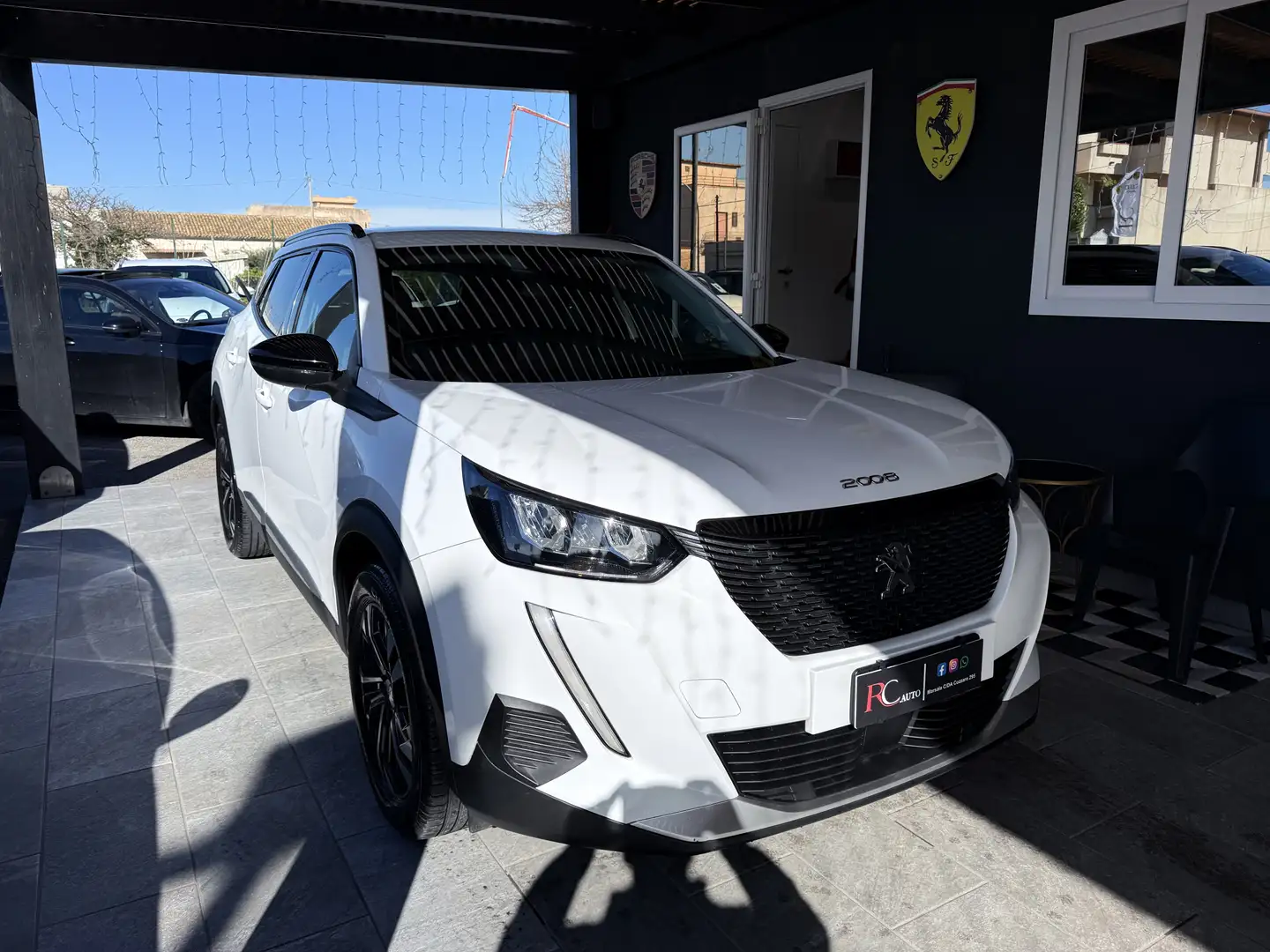 Peugeot 2008 1.5 bluehdi Allure Pack s&s 130cv eat8 - 2