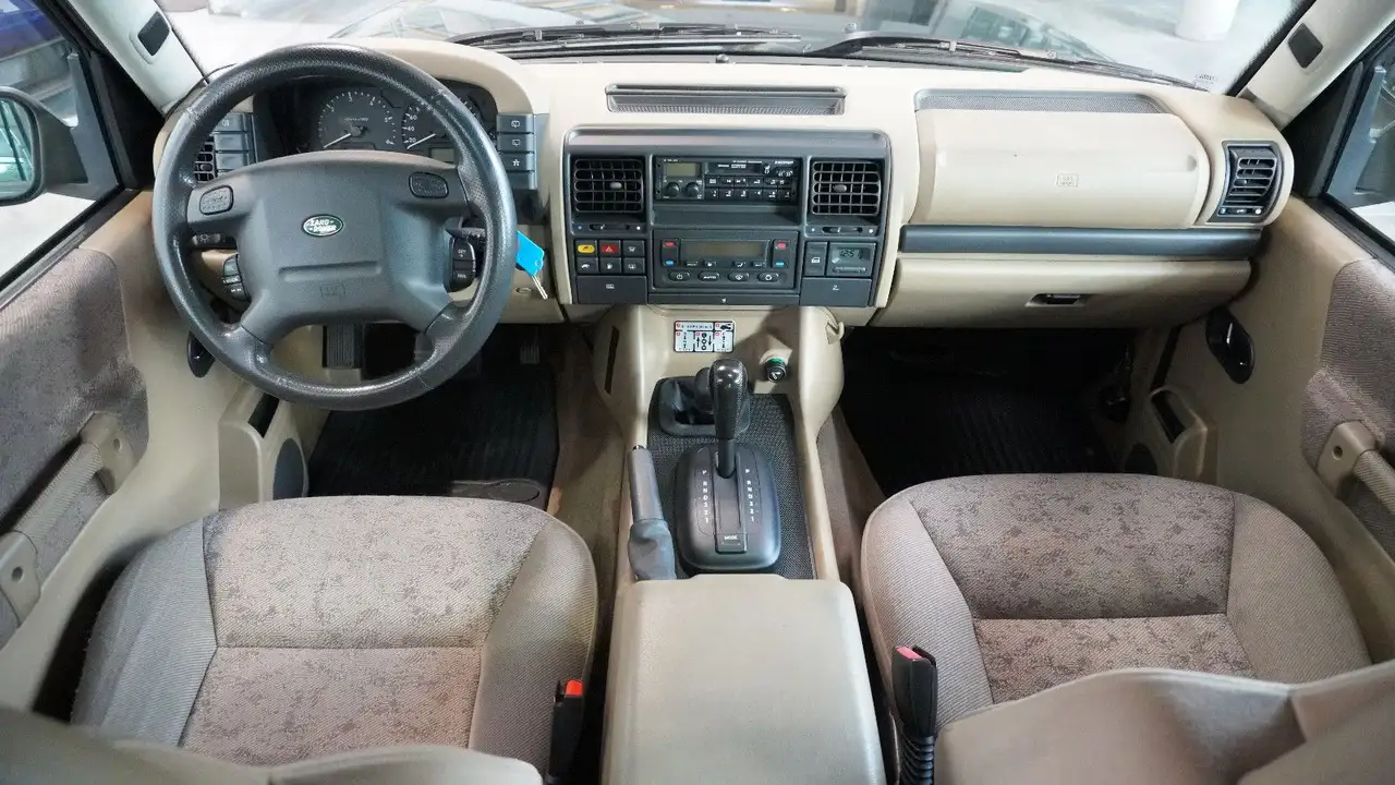 Land Rover Discovery V8*RARITÄT*7-SITZER*LEDER*GSHD, foto 10