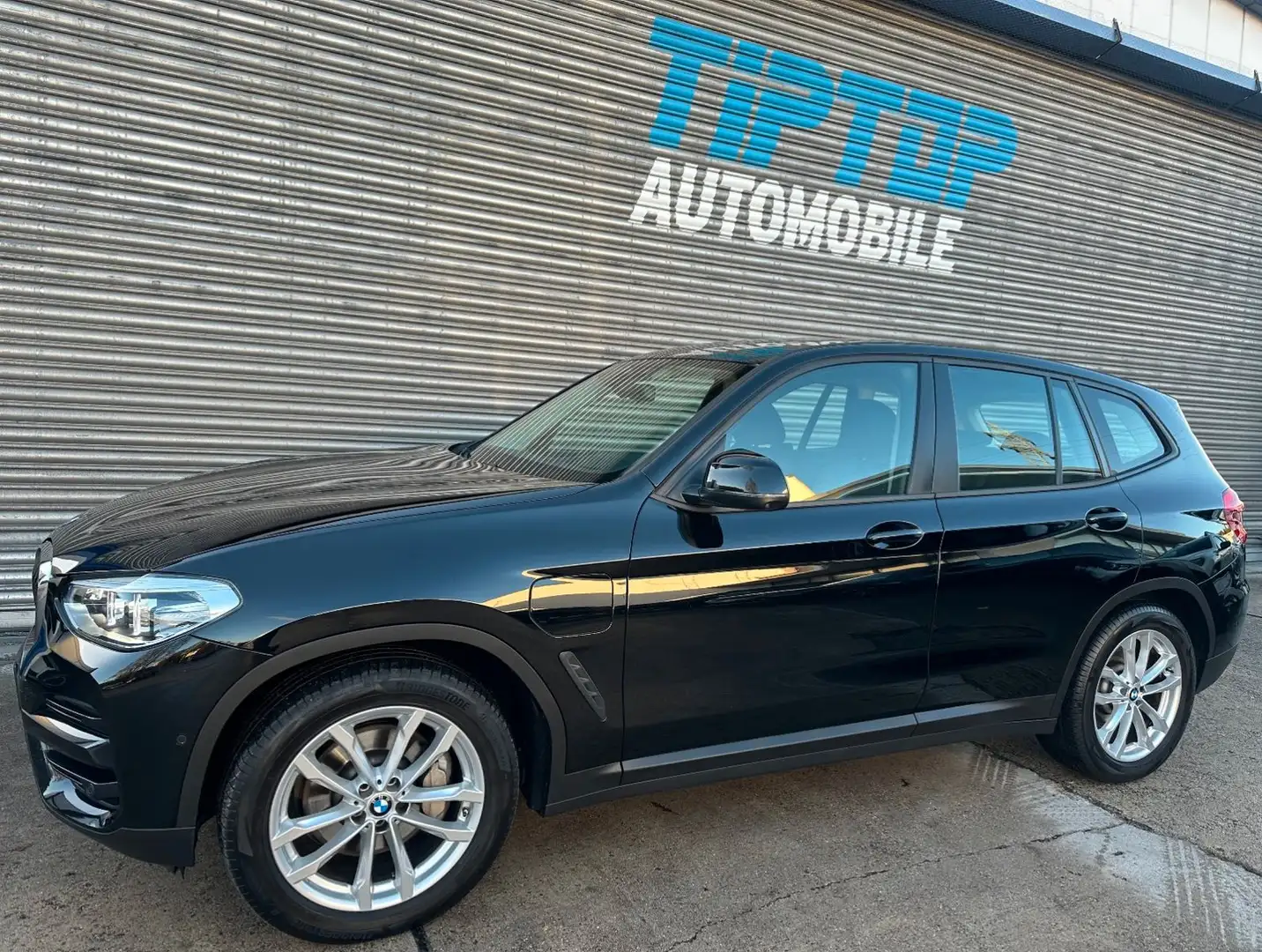 BMW X3 xDrive 30 e Advan*PANO*LED*360°KAM*H&K*HEADUP Negro - 1