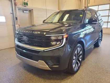  2025 Ford Expedition Platinum 4WD   