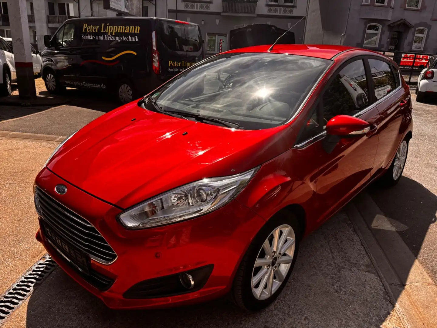 Ford Fiesta Titanium Rot - 1