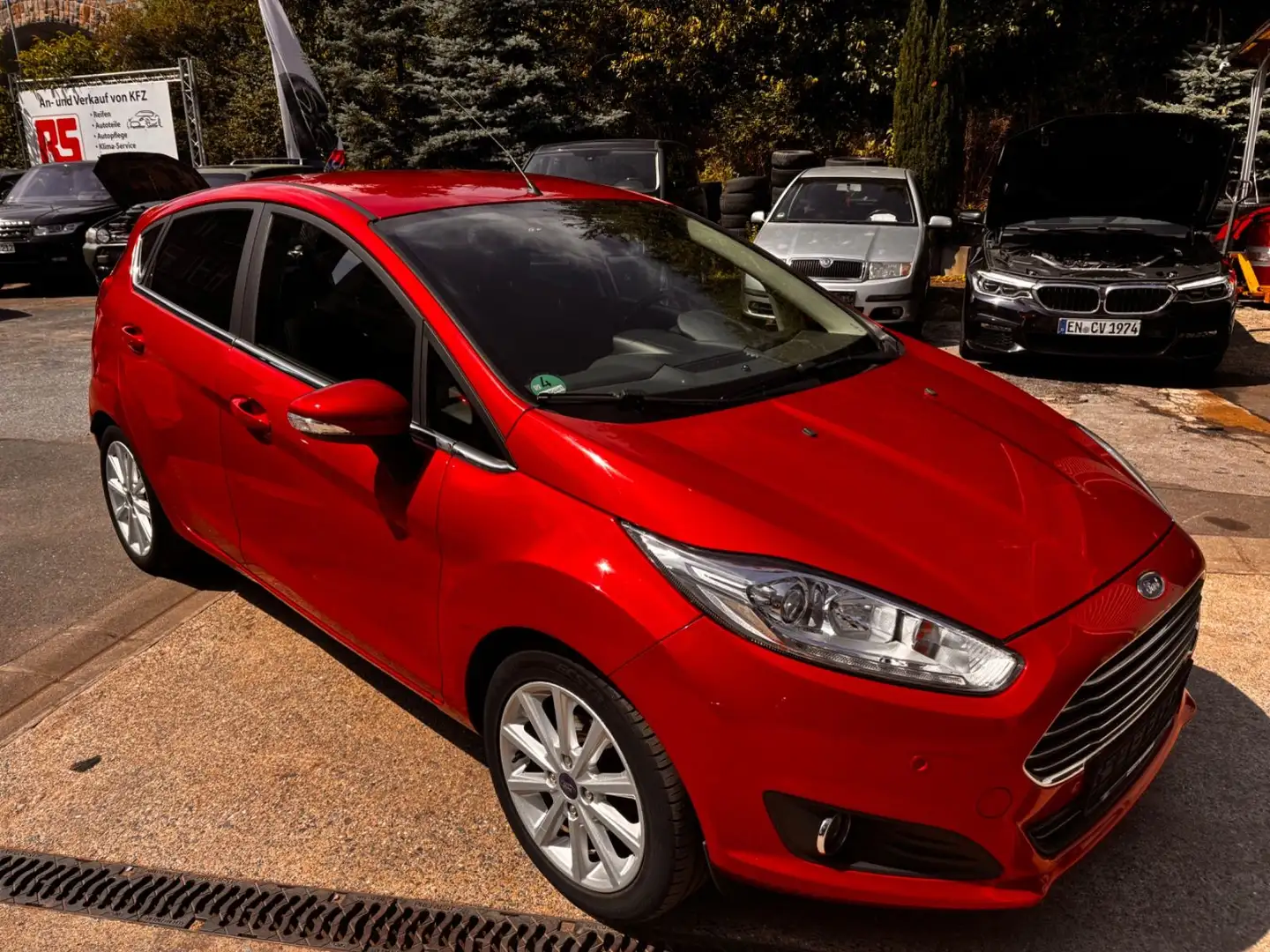 Ford Fiesta Titanium Rot - 2