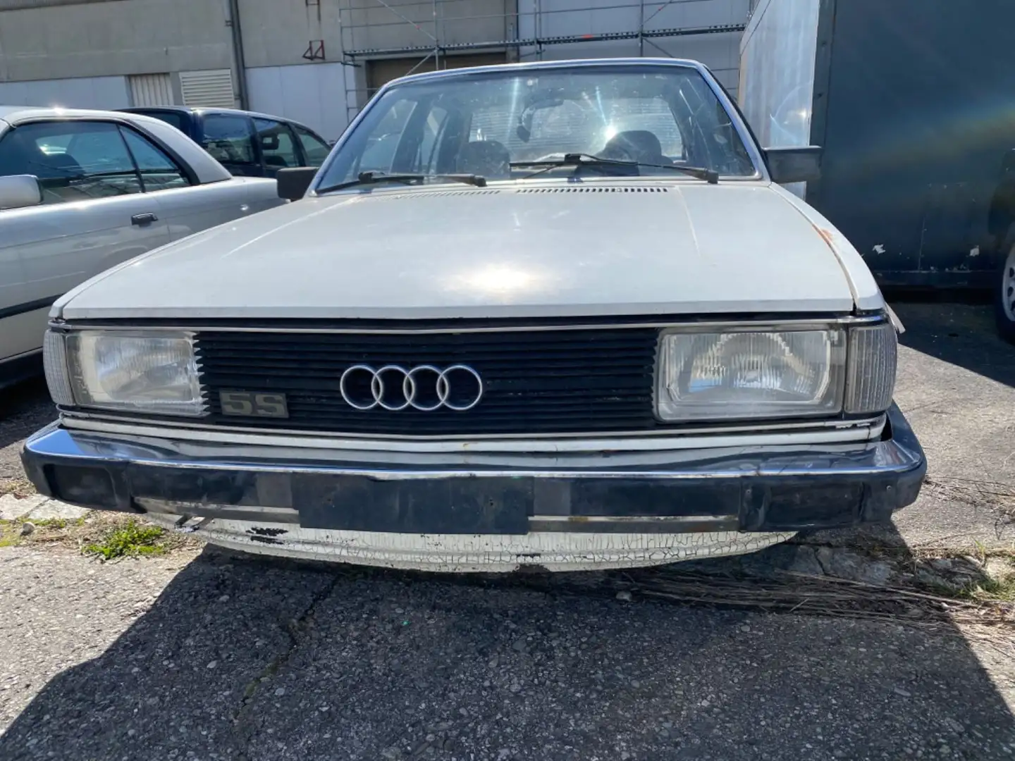 Audi 100 Bílá - 1
