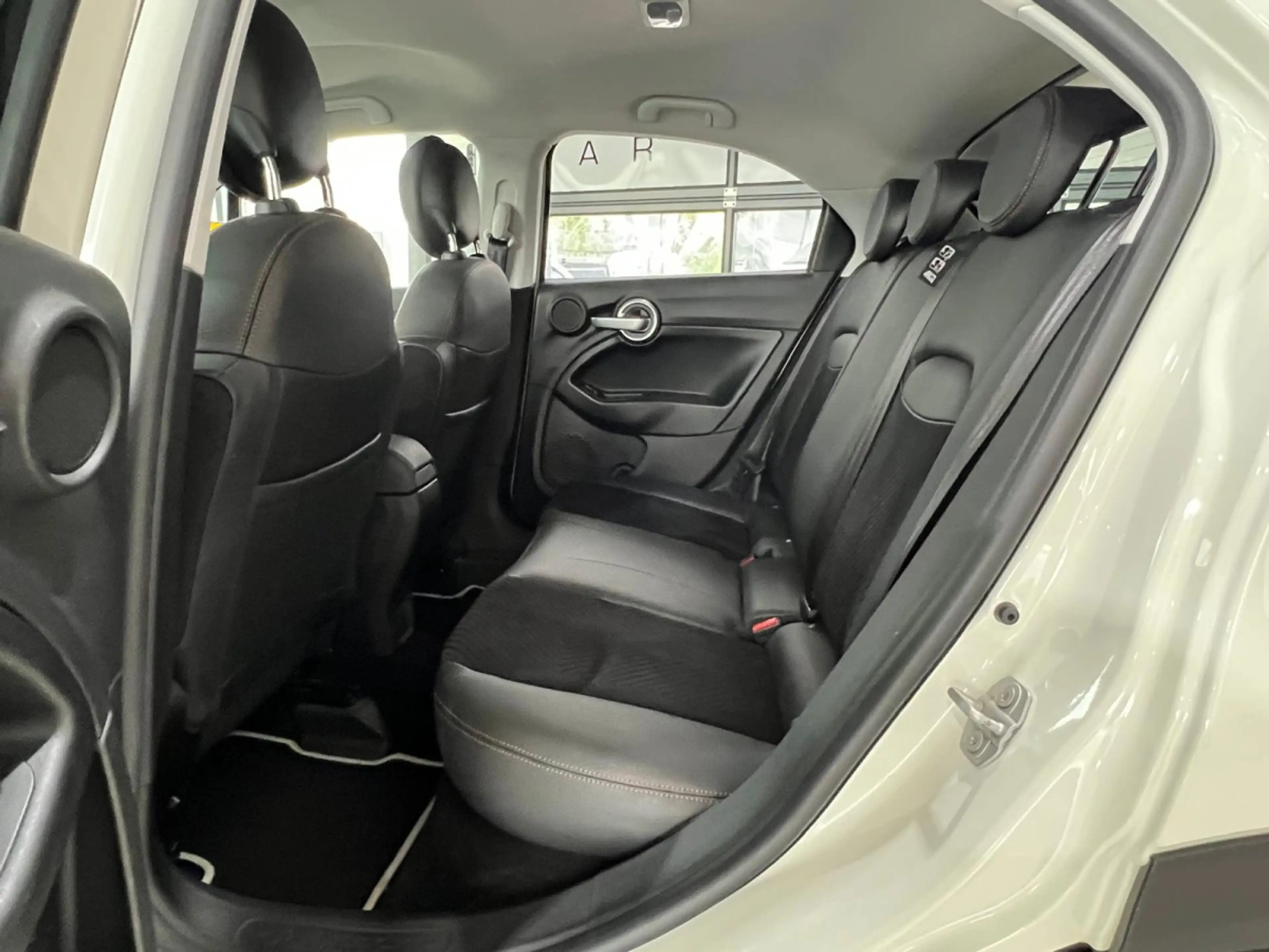 Fiat 500X 1.4 TURBO S-DESIGN, CUIR, NAVI, CAMERA, BLUETOOTH, — photo 11