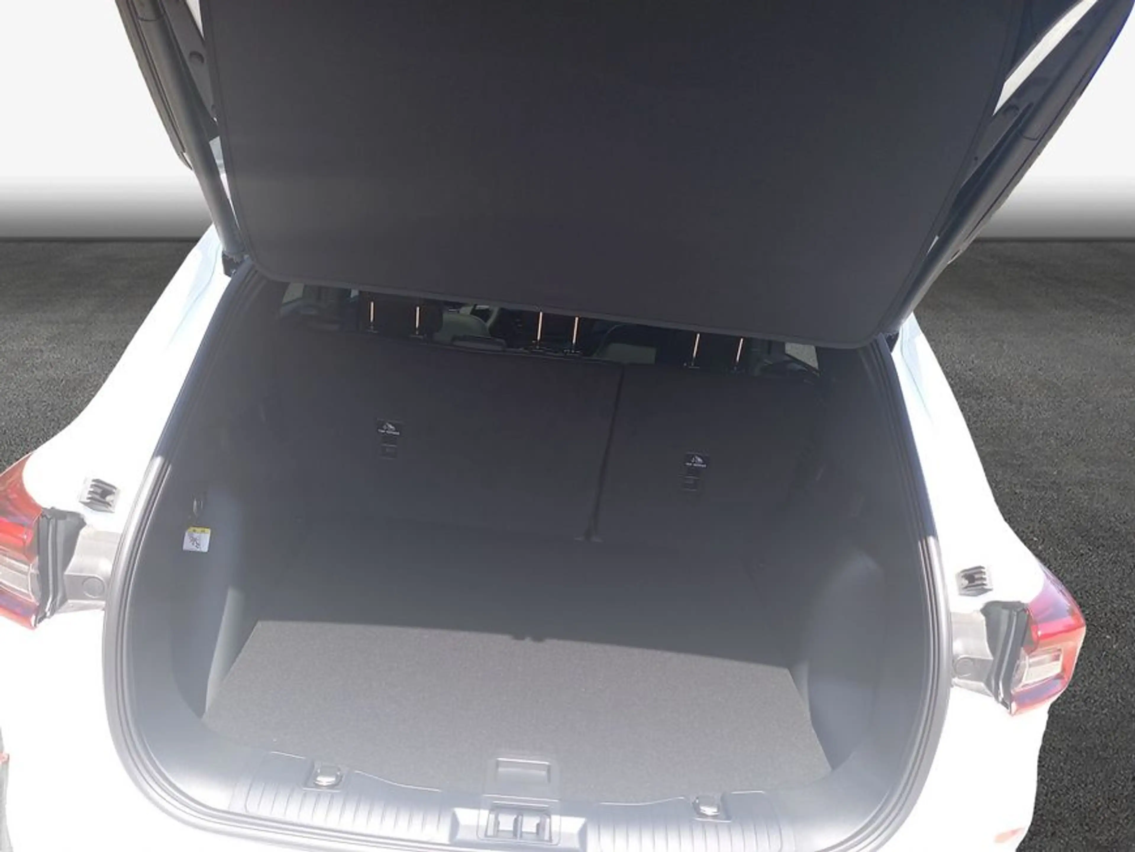 Ford Kuga ST-LINE X 2.5 Duratec PHEV 112 kW, 5-türig — photo 9
