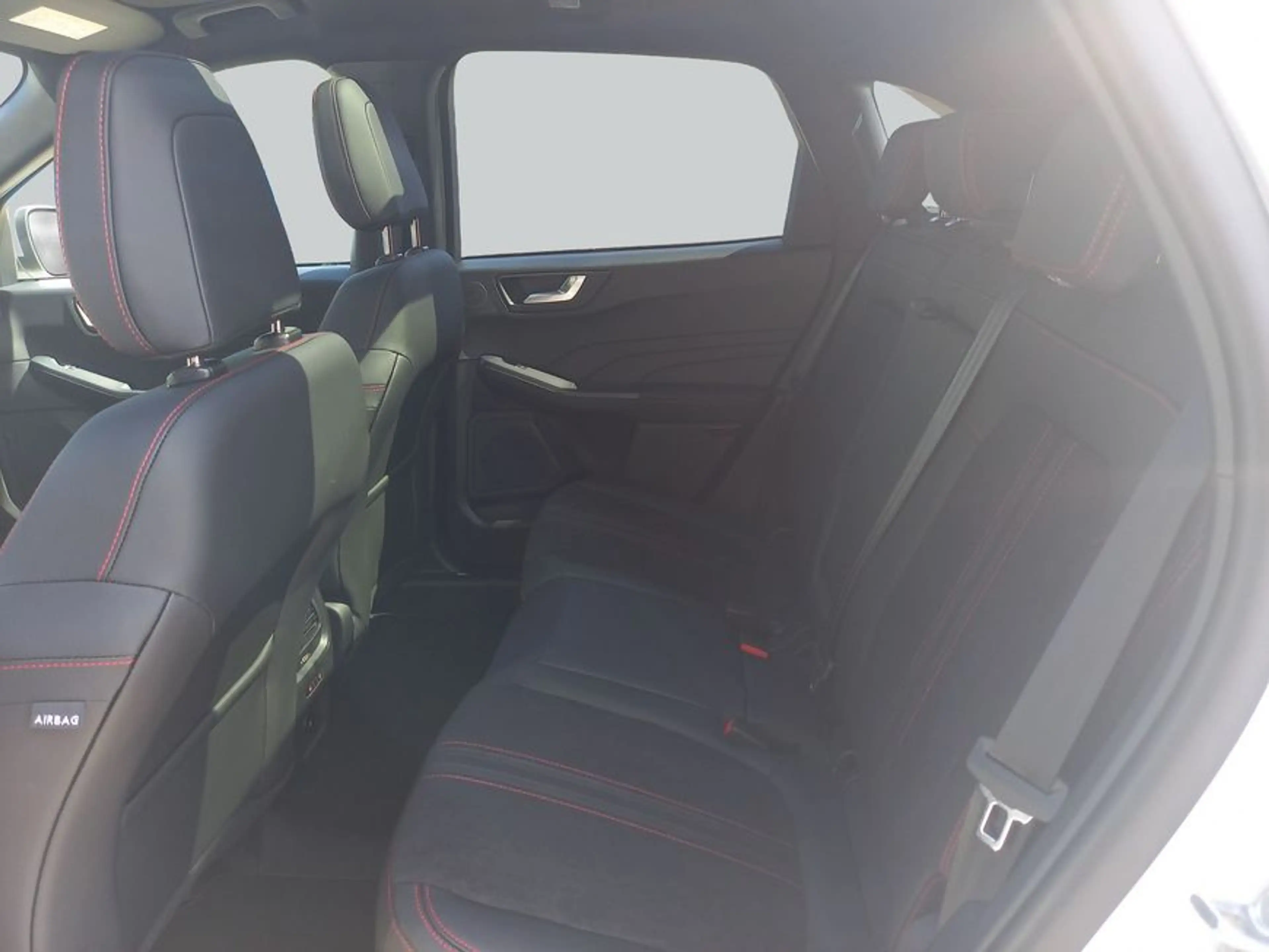 Ford Kuga ST-LINE X 2.5 Duratec PHEV 112 kW, 5-türig — photo 12