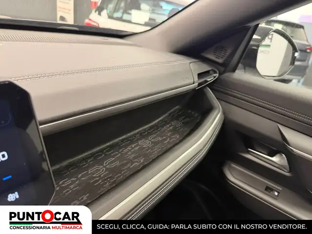 Jeep Compass view 12